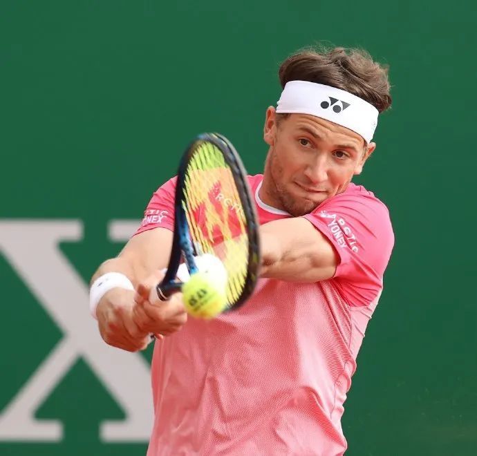 qy球友会费耶诺德今晚遗憾出局，志在葡超名次提升，态度坚定，纪律约束更严格的简单介绍