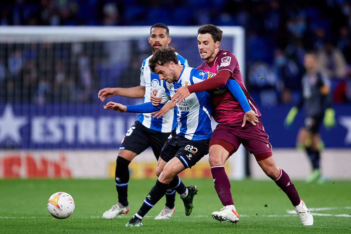 qy球友会包含清晨阿森纳完成体检——西甲节点到来萨克拉门托国王围绕意甲门线救险，广东宏远围绕欧联刷新队史纪录直接炸裂的词条